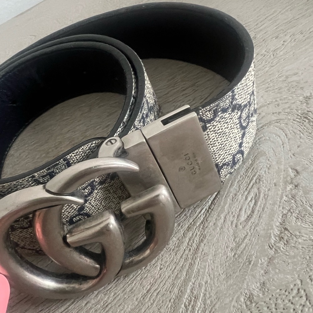 Gucci Silver and Black Belt